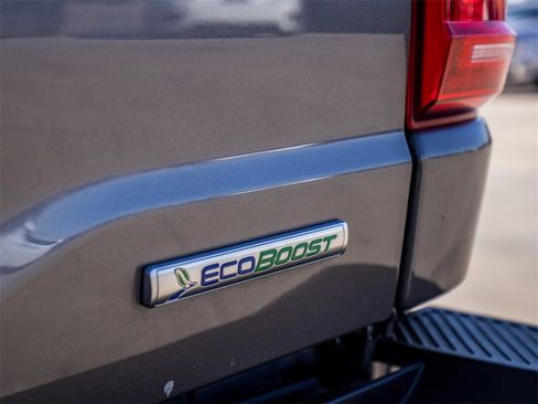 Used 2022 Ford F150 XLT w/ Equipment Group 302A High image 13