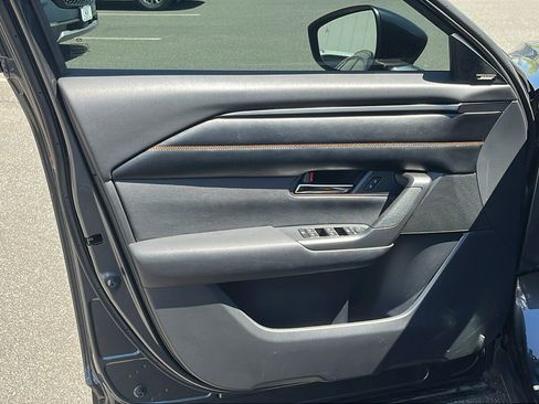 Used 2023 MAZDA CX-50 AWD 2.5 S w/ Premium Plus Pkg image 9