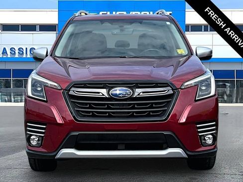 Used 2024 Subaru Forester Touring w/ Convenience Package AWD/4WD image 18