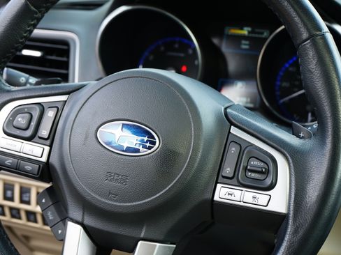 Used 2017 Subaru Outback 2.5i Limited image 22
