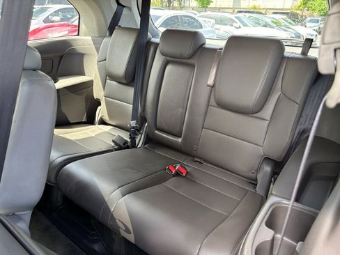 Used 2016 Honda Odyssey Touring image 13