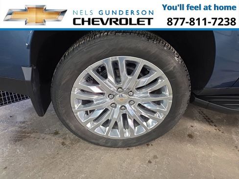 Used 2025 Chevrolet Suburban LS w/ Max Trailering Package image 9