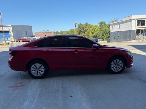Used 2019 Volkswagen Jetta FWD image 6