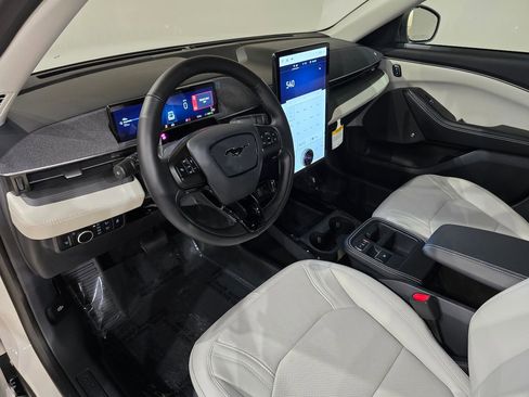 New 2025 Ford Mustang Mach-E Premium AWD/4WD image 18