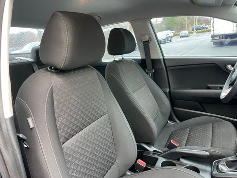 Used 2022 Kia Rio LX image 30