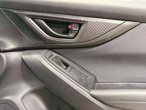 Used 2019 Subaru Crosstrek 2.0i Premium image 26