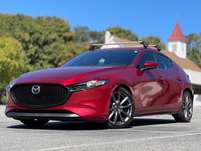 Used 2019 MAZDA MAZDA3 Hatchback w/ Preferred Package