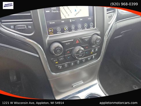 Used 2018 Jeep Grand Cherokee Trailhawk w/ Trailhawk Luxury Group image 18