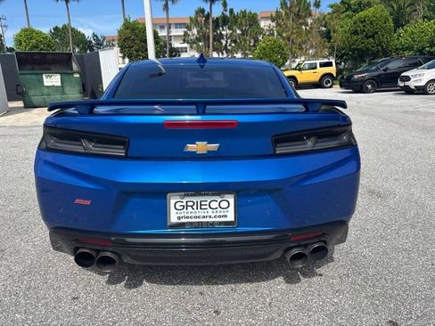 Used 2016 Chevrolet Camaro SS RWD image 3