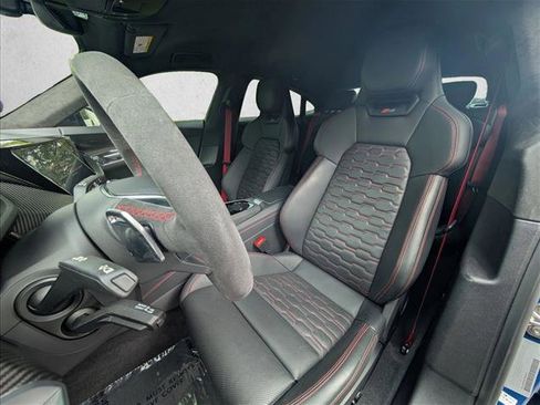 Used 2022 Audi RS e-tron GT AWD/4WD image 17