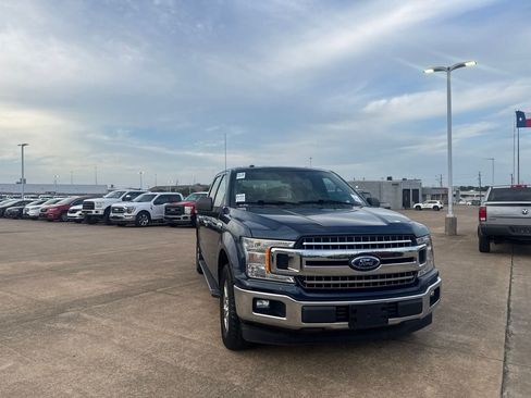 Used 2018 Ford F150 XLT w/ Equipment Group 301A Mid RWD image 4
