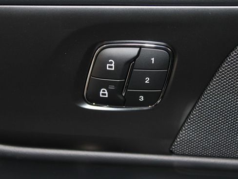 New 2026 Lincoln Nautilus Premier image 41