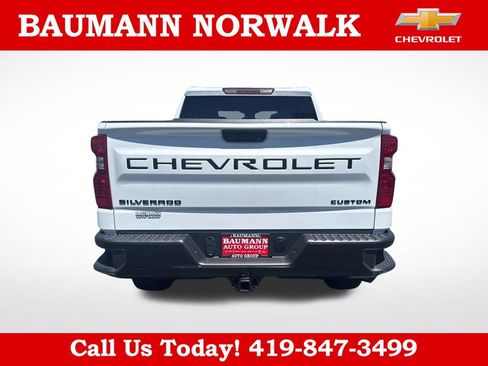 Used 2025 Chevrolet Silverado 1500 Custom Trail Boss w/ Turbomax Blackout Package AWD/4WD image 6