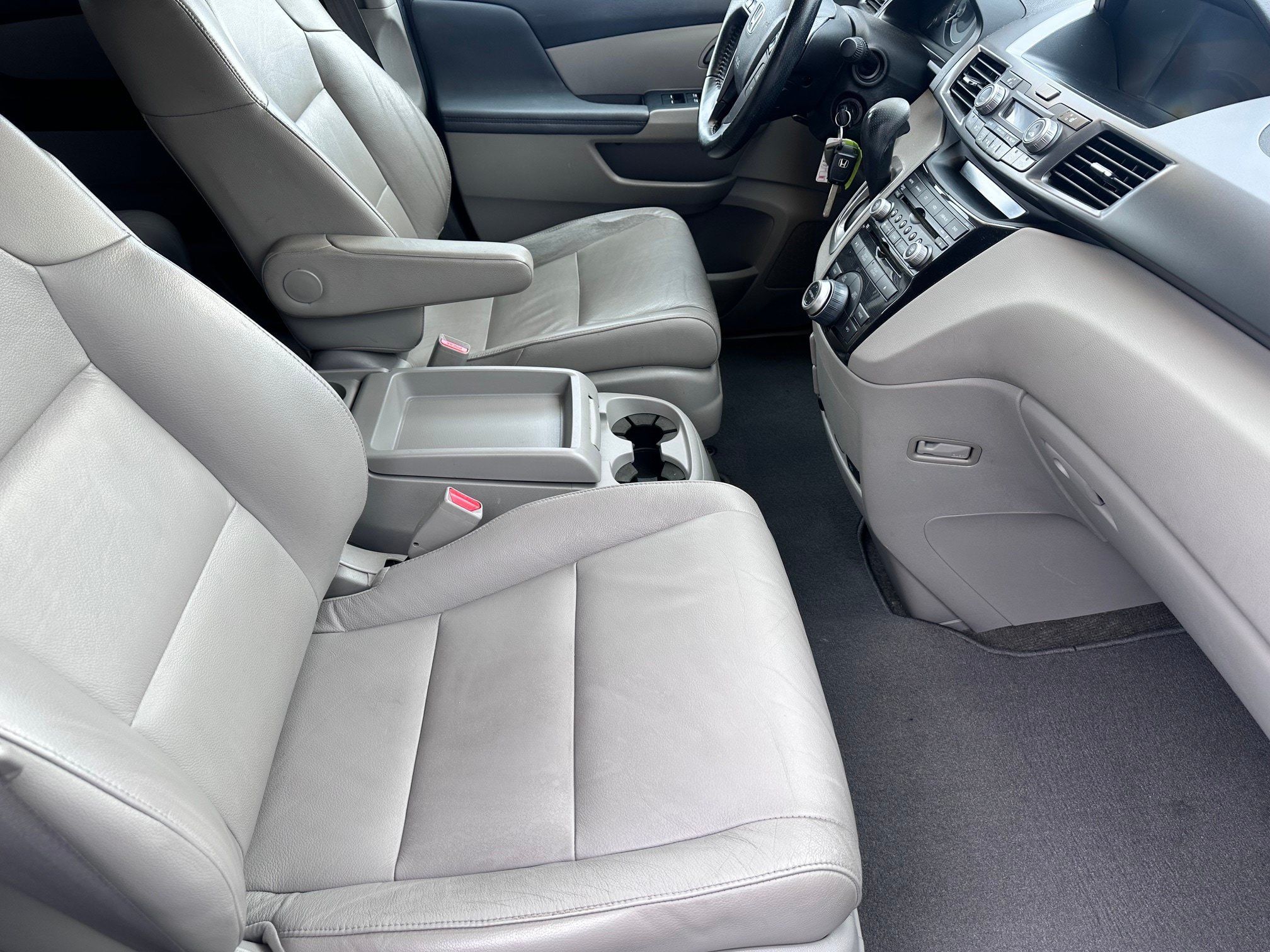 Used 2012 Honda Odyssey Touring image 11
