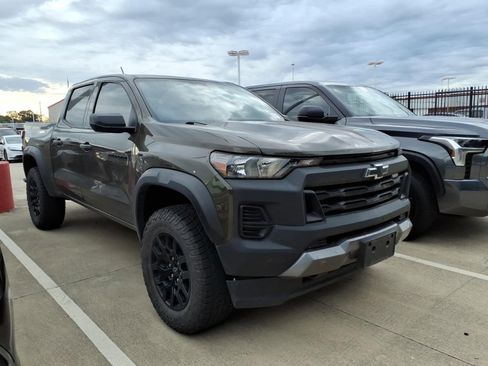 Used 2024 Chevrolet Colorado Trail Boss image 1