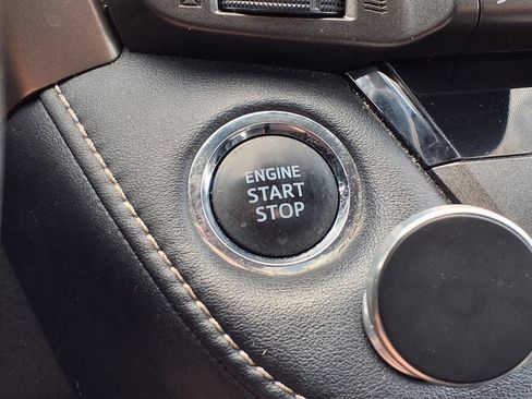 Used 2014 Toyota RAV4 Limited w/ Technology Package FWD image 26