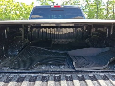 Used 2019 RAM 1500 Laramie AWD/4WD image 30