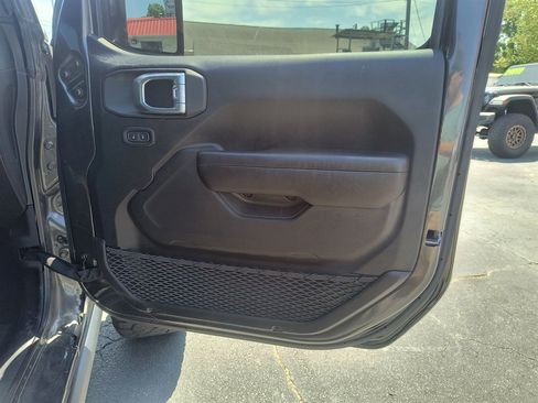 Used 2021 Jeep Gladiator Rubicon AWD/4WD image 31