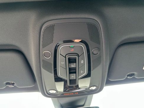 New 2026 Audi Q8 Premium Plus image 15