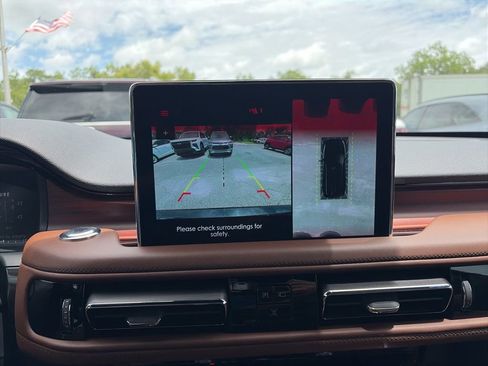 Used 2023 Lincoln Aviator Reserve w/ Equipment Group 201A AWD/4WD image 20