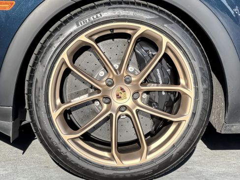 Used 2024 Porsche Cayenne Turbo GT image 27