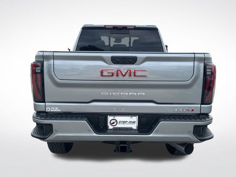 New 2026 GMC Sierra 2500 AT4 w/ AT4 Premium Plus Package AWD/4WD image 5