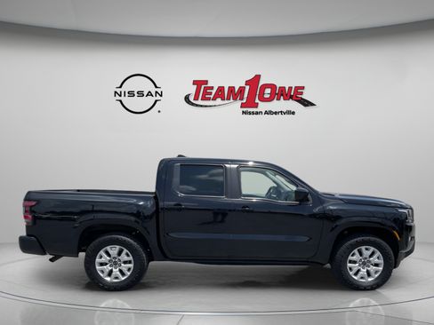 Used 2023 Nissan Frontier SV w/ SV Convenience Package RWD image 9