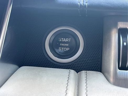 Used 2018 Land Rover Range Rover Long Wheelbase Autobiography image 40