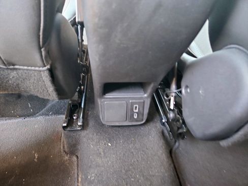 Used 2025 Buick Encore GX Preferred AWD/4WD image 30