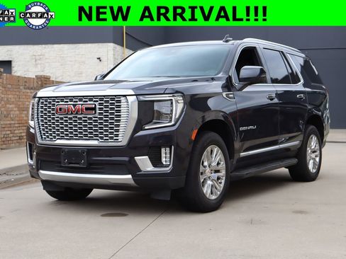 Used 2023 GMC Yukon Denali w/ LPO, Floor Liner Package image 2