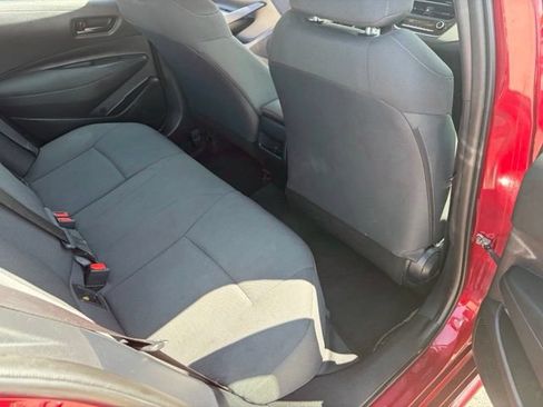 Used 2022 Toyota Corolla LE FWD image 25
