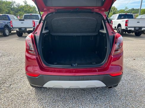Used 2020 Buick Encore Preferred FWD image 17