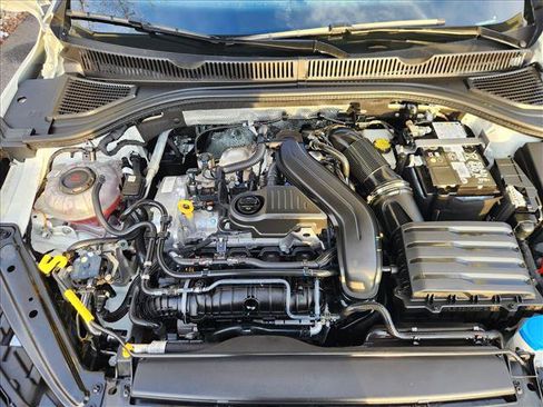 Certified 2025 Volkswagen Jetta Sport image 11