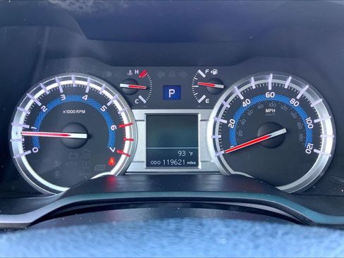 Used 2019 Toyota 4Runner SR5 RWD image 25