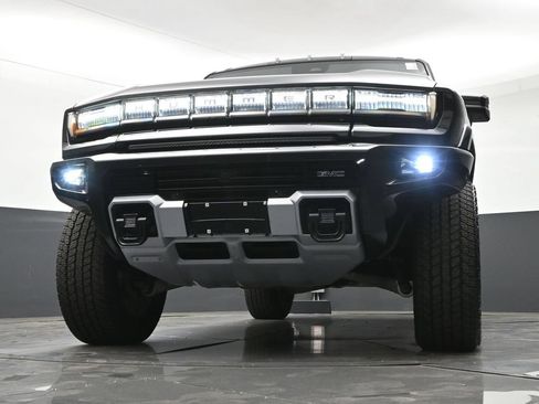 Certified 2026 GMC Hummer EV SUV AWD/4WD image 31