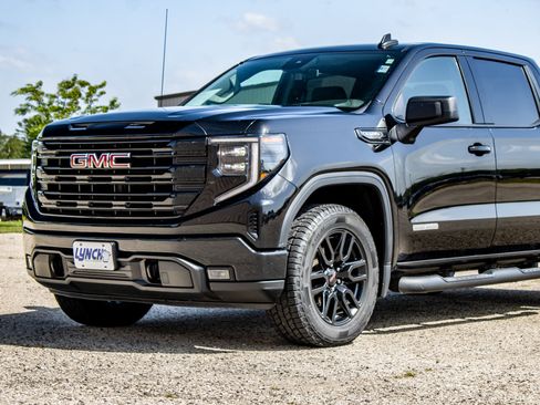 Used 2023 GMC Sierra 1500 Elevation AWD/4WD image 18