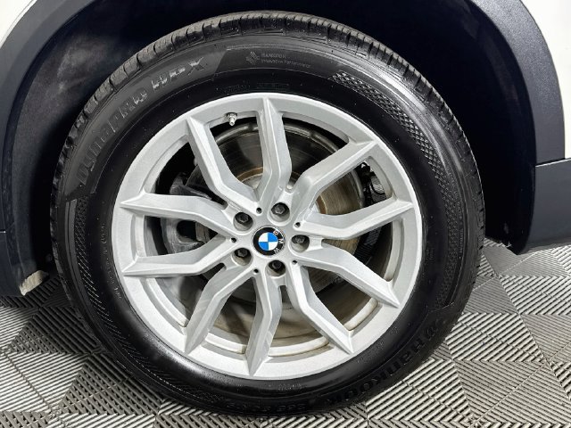 Used 2020 BMW X5 xDrive40i w/ Premium Package AWD/4WD image 34