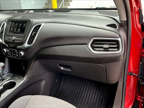 Used 2024 Chevrolet Equinox LT image 13