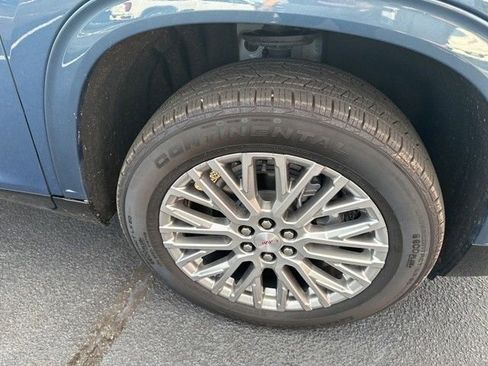 Used 2025 GMC Acadia Denali w/ Super Cruise Package image 14