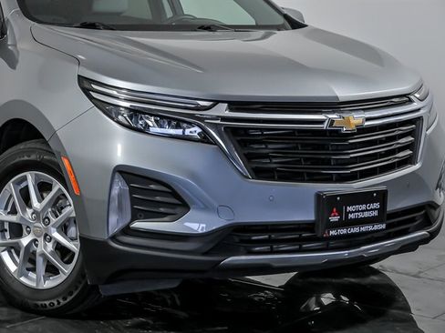Used 2023 Chevrolet Equinox LT FWD image 2