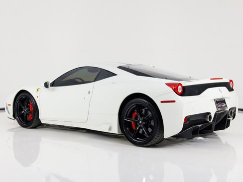 Used 2014 Ferrari 458 Speciale Coupe image 5