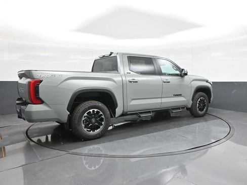 New 2026 Toyota Tundra SR5 AWD/4WD image 8