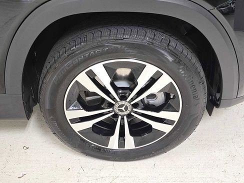 Certified 2025 Mercedes-Benz GLB 250 4MATIC image 10