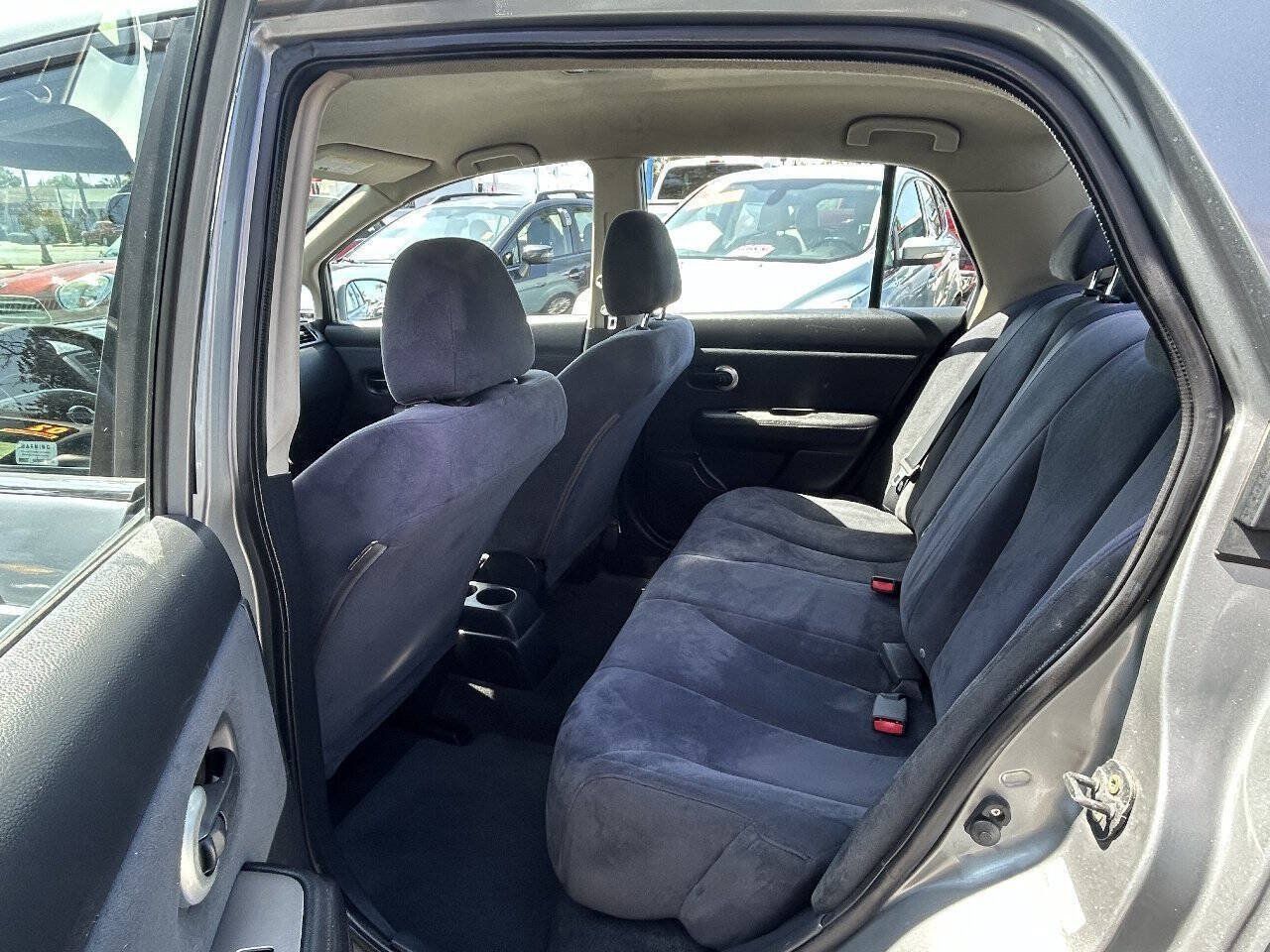 Used 2007 Nissan Versa 1.8 S w/ PWR Pkg FWD image 16
