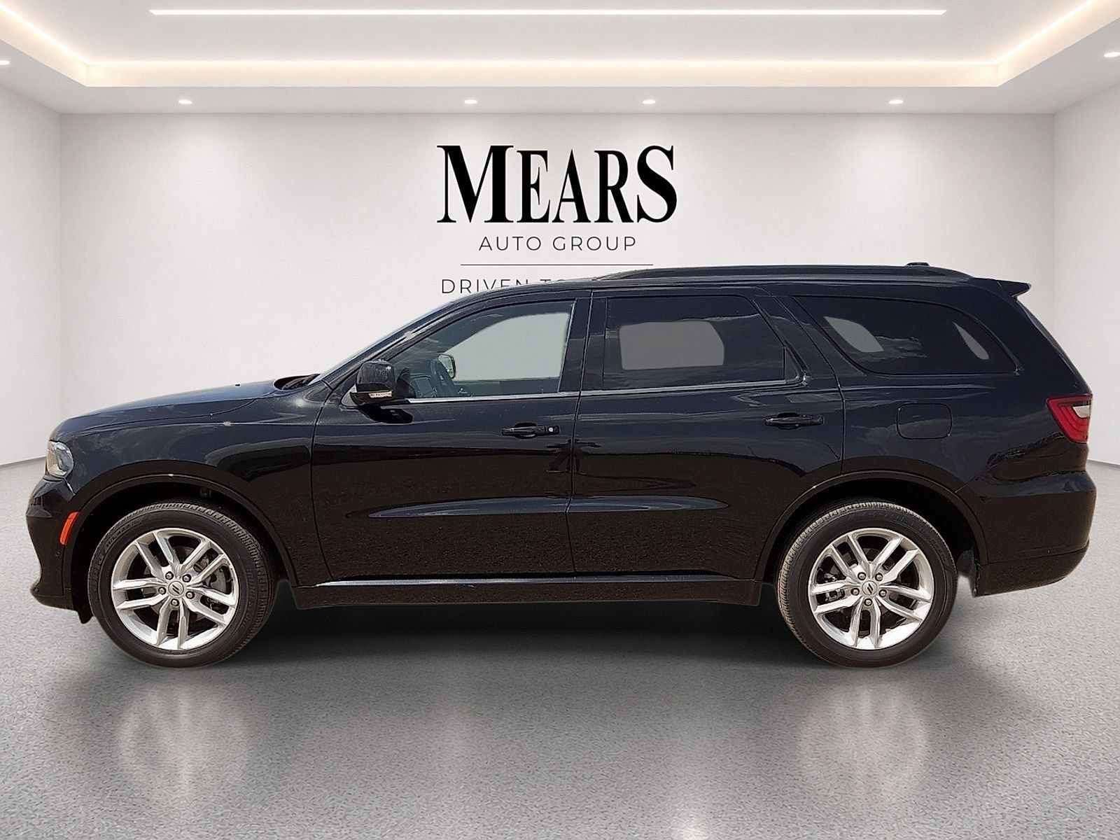 Used 2025 Dodge Durango GT AWD/4WD image 2
