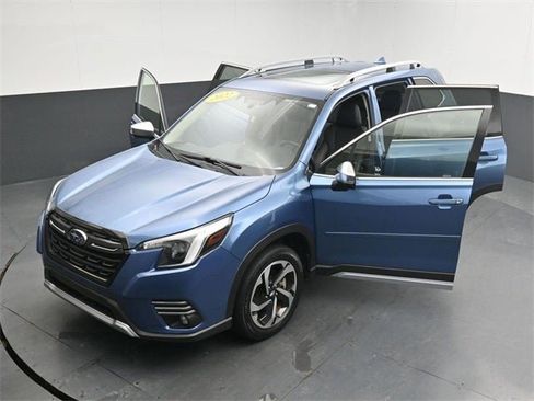Used 2022 Subaru Forester Touring image 33