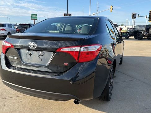 Used 2016 Toyota Corolla S FWD image 16