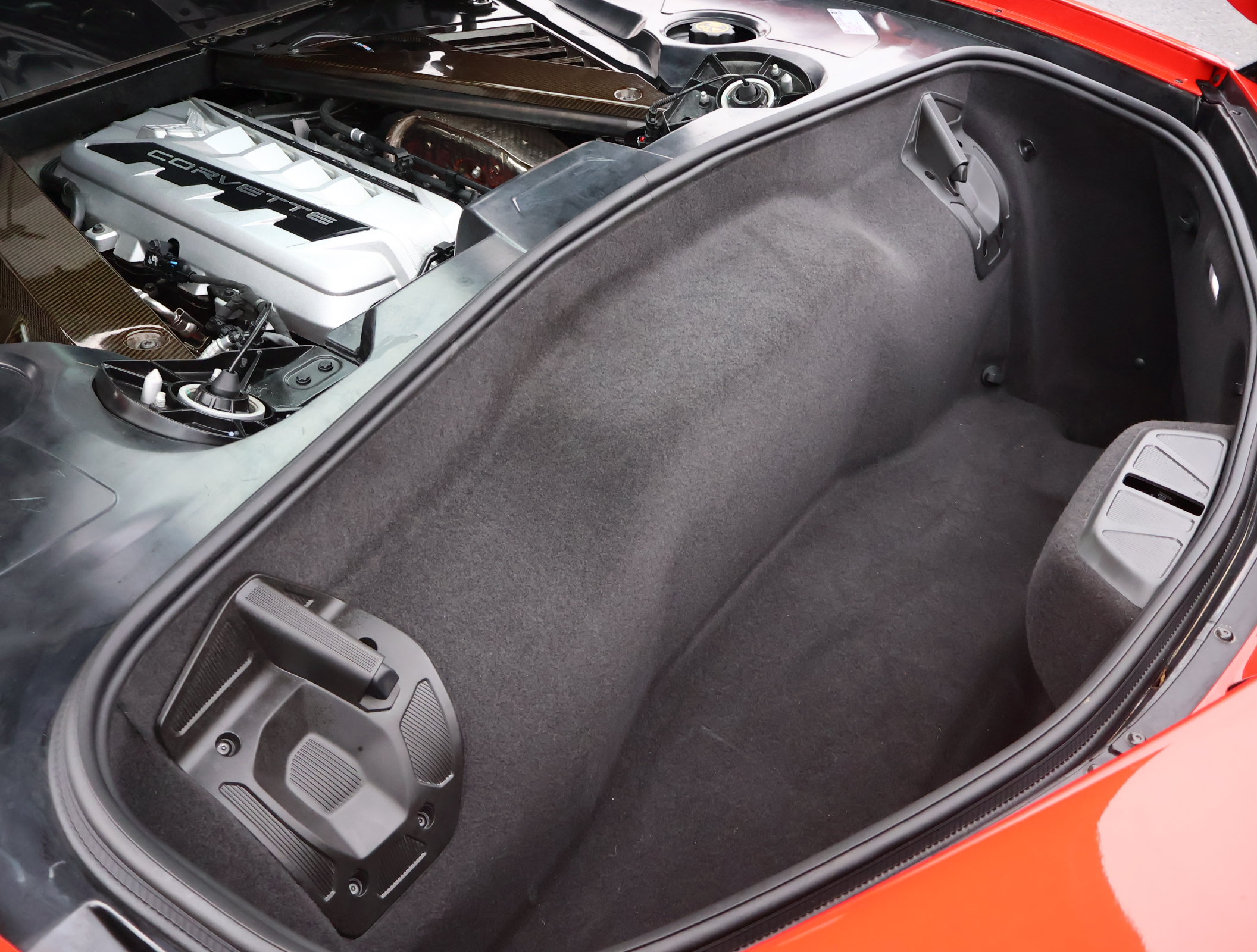 Used 2021 Chevrolet Corvette Stingray Premium Cpe w/ Engine Appearance Package RWD image 28