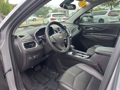Used 2024 Chevrolet Equinox Premier FWD image 6