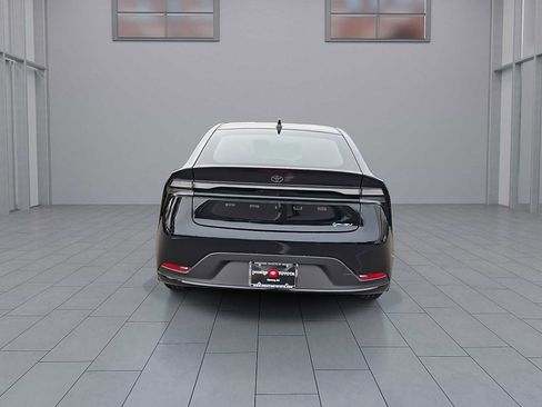 New 2026 Toyota Prius Plug-In Hybrid image 8